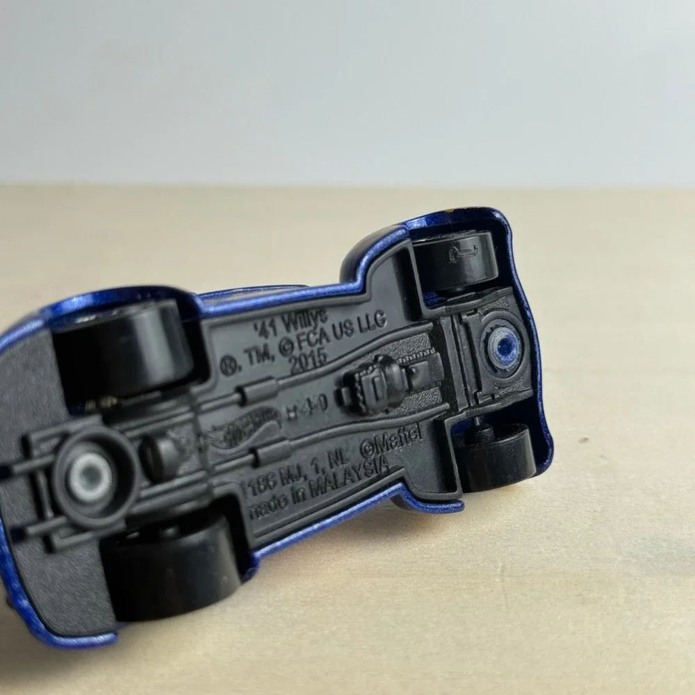 Hot Wheels 2015 41 Willys Blue Flames Diecast Car 1186 MJ 1 NL
